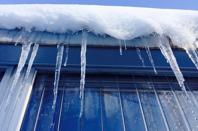 Получить компенсацию при падении снега с крыши в Баймаке